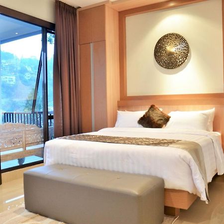 Narwastu Hill View Villa 6 Bedrooms With A Private Swimming Pool Bandung Exterior photo