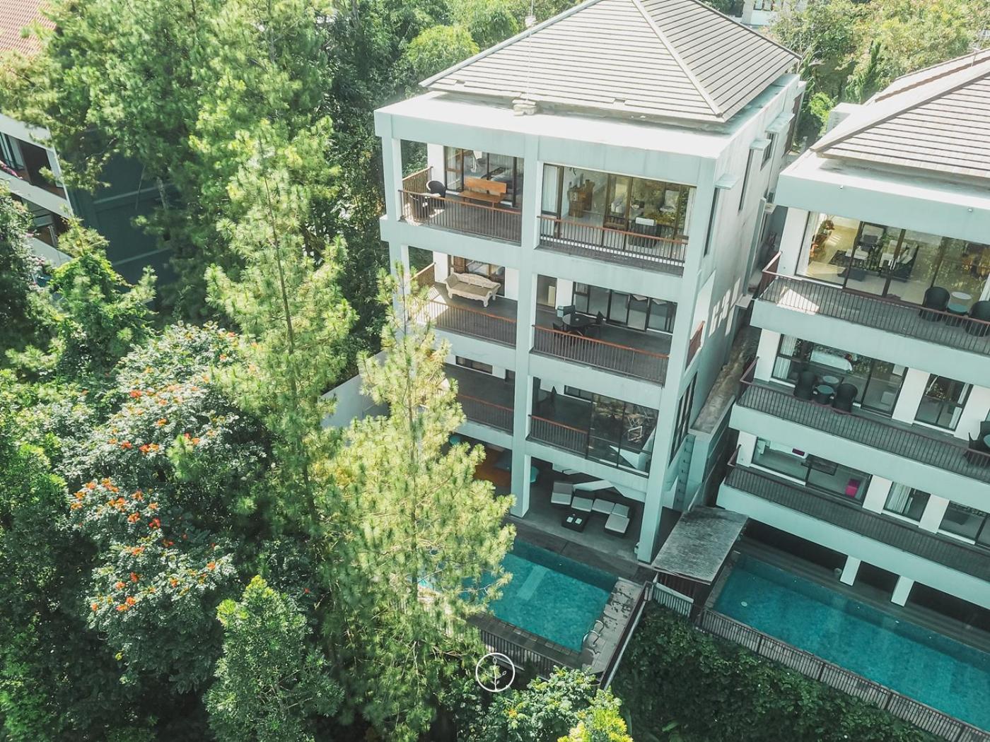Narwastu Hill View Villa 6 Bedrooms With A Private Swimming Pool Bandung Exterior photo